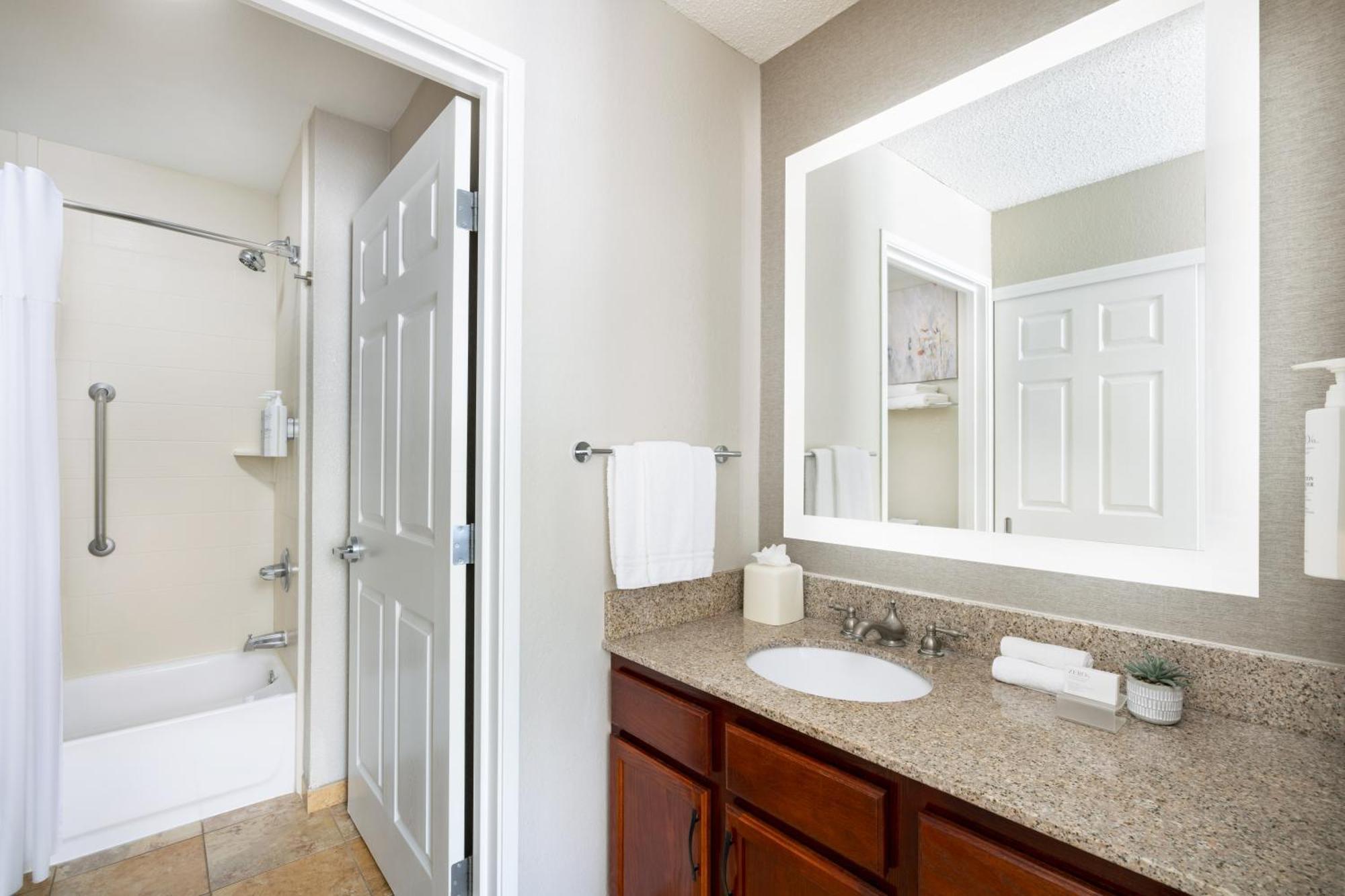 Homewood Suites By Hilton Dallas-Dfw Airport N-Grapevine Dış mekan fotoğraf